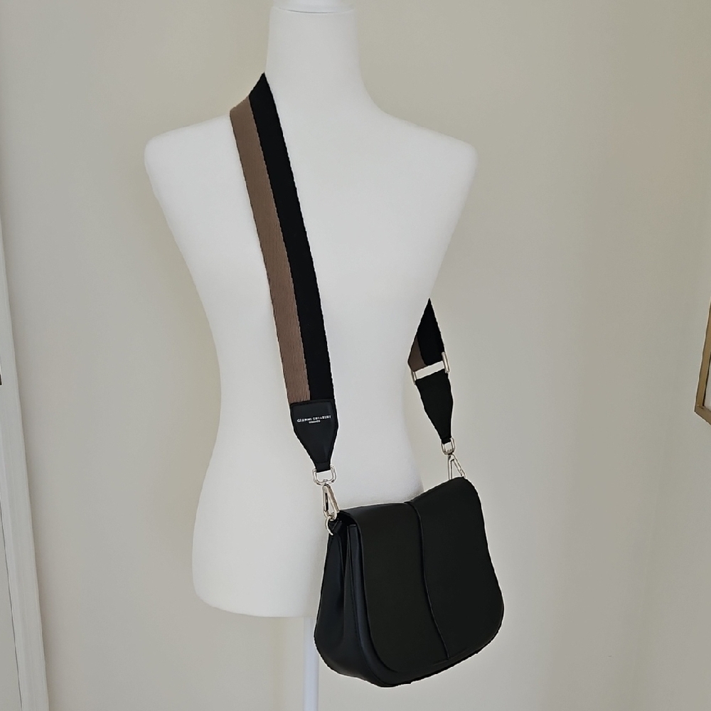 Gianni Chiarini Helena Round Black Crossbody Bag with Wide Brown-Trim Strap